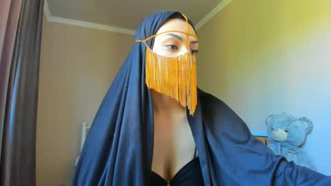 Snapshot of moroccan_diamond_ chatting on 14, 5, 2026 Medina online show from 14, 5, 2026