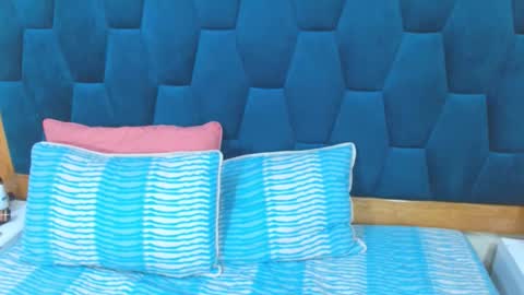 Snapshot of morrigan_luxus chatting on 14, 11, 2025 morrigan_luxus online show from 14, 11, 2025