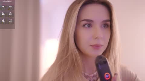 MIRA online show from 4, 10, 2025