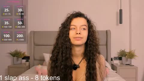 Luna online show from 28, 2, 2026