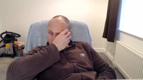 Mr Baldy Likes to Chat online show from 14, 11, 2025