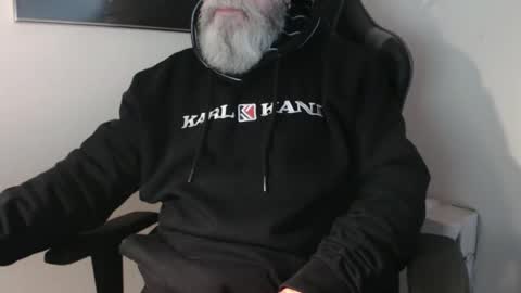 mr_boombastic2021 online show from 16, 12, 2025