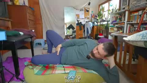 Snapshot of mr_foxxy chatting on 10, 2, 2025 ninko online show from 10, 2, 2025