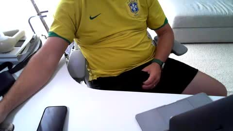 mr_hornyasfuck online show from 24, 6, 2026