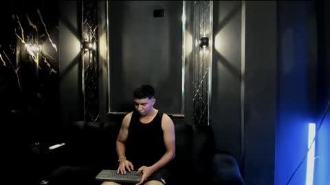 Snapshot of mr_maximo chatting on 15, 9, 2025 mr_maximo online show from 15, 9, 2025