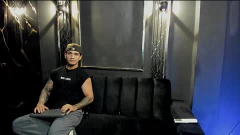 Snapshot of mr_maximo chatting on 2, 10, 2025 mr_maximo online show from 2, 10, 2025