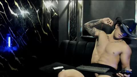 Snapshot of mr_maximo chatting on 9, 10, 2025 mr_maximo online show from 9, 10, 2025