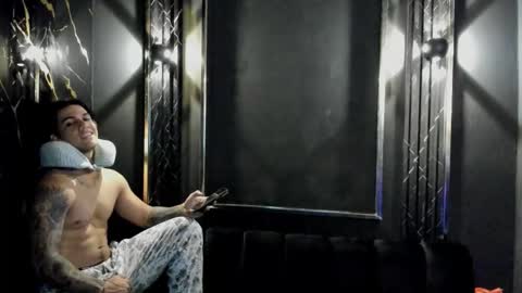 Snapshot of mr_maximo chatting on 15, 10, 2025 mr_maximo online show from 15, 10, 2025