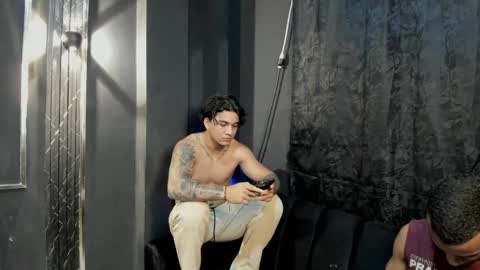 Snapshot of mr_maximo chatting on 19, 10, 2025 mr_maximo online show from 19, 10, 2025