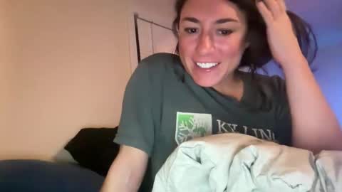 Mr  Mrs Glitter online show from 6, 2, 2026