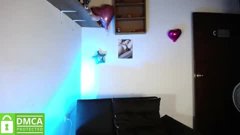 Snapshot of mr_mrscurie chatting on 25, 1, 2025 Mr  Mrs Curie online show from 25, 1, 2025