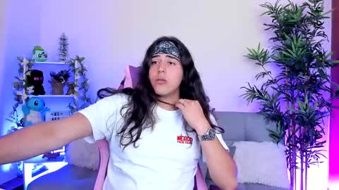 mr_pepper51 online show from 11, 3, 2025