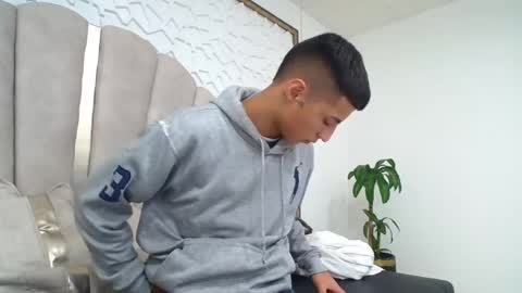 Mr Porn  online show from 6, 6, 2026