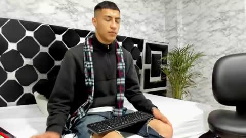 Mr Porn  online show from 20, 6, 2026
