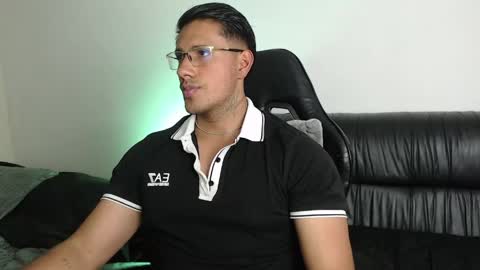 AARON online show from 14, 5, 2026