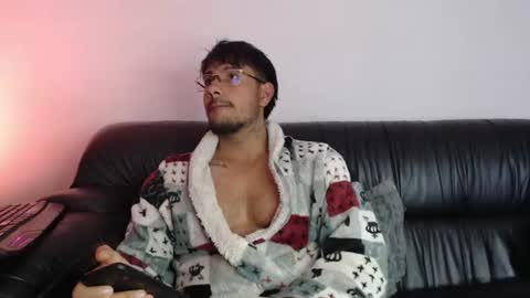 AARON online show from 29, 6, 2026