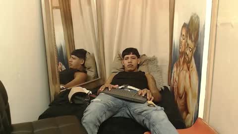 mr_stiven_ online show from 12, 11, 2025