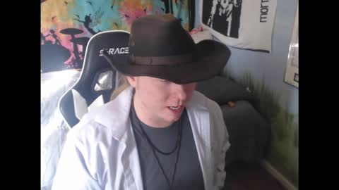 Snapshot of mr_strawberry chatting on 20, 12, 2025 mr_strawberry online show from 20, 12, 2025