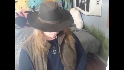 Snapshot of mr_strawberry chatting on 6, 1, 2026 mr_strawberry online show from 6, 1, 2026