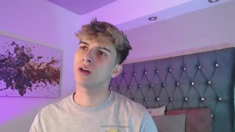 Snapshot of mr_williseo chatting on 29, 9, 2025 williseo online show from 29, 9, 2025