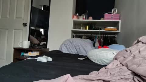 Snapshot of mrandmssin chatting on 4, 10, 2025 mrandmssin online show from 4, 10, 2025