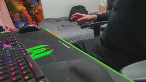 Snapshot of mrandmssin chatting on 6, 4, 2026 mrandmssin online show from 6, 4, 2026