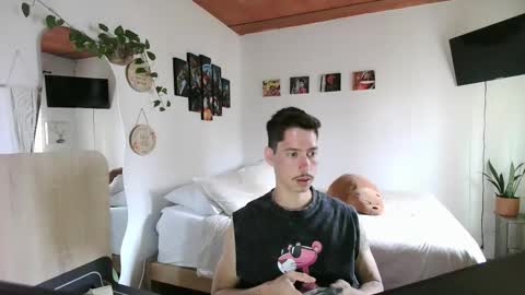 Snapshot of mrbalcone chatting on 24, 2, 2026 Davian Balcone online show from 24, 2, 2026