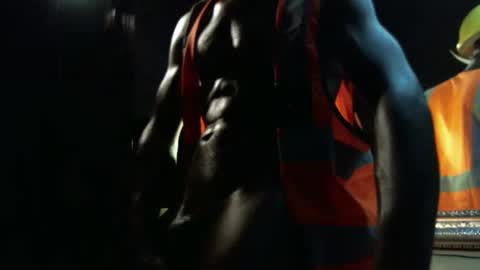 MrBigDiQ1 online show from 18, 1, 2025