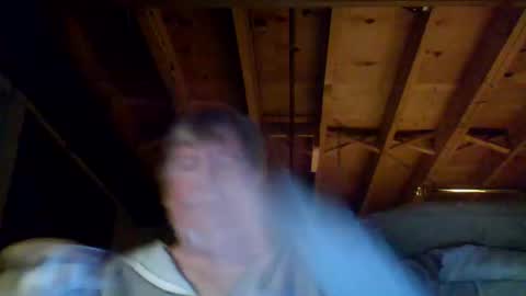 Snapshot of mrblade666 chatting on 18, 12, 2025 mrblade666 online show from 18, 12, 2025