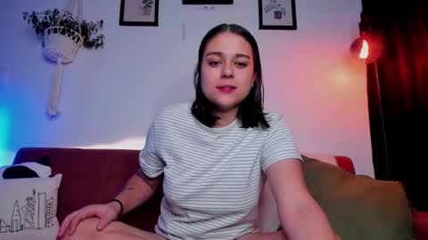 Laura online show from 10, 11, 2025