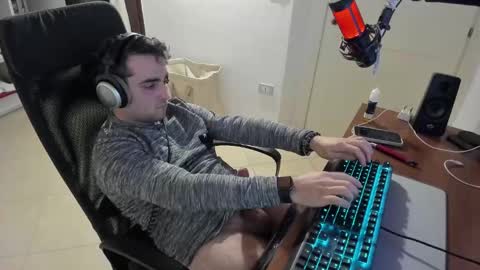 Snapshot of mrclean_97 chatting on 7, 2, 2025 GoodBoy online show from 7, 2, 2025