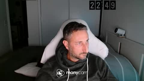 mrdr0o0o online show from 6, 11, 2025