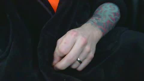 IwantU2WatchME online show from 18, 4, 2026