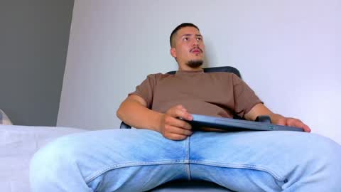 Mr Fox online show from 10, 4, 2026