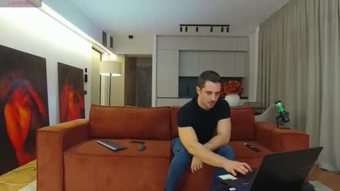 juan luis online show from 10, 11, 2025