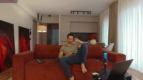 juan luis online show from 11, 11, 2025