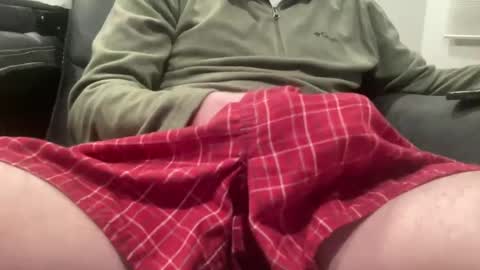 Snapshot of mrgummybear18 chatting on 11, 2, 2025 mrgummybear18 online show from 11, 2, 2025