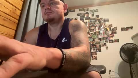 Snapshot of mrhandsome_1 chatting on 4, 3, 2026 mrhandsome_1 online show from 4, 3, 2026