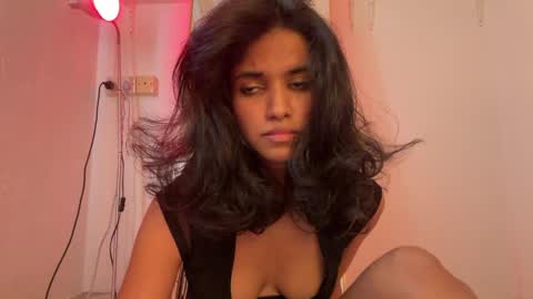 Snapshot of mriea_ chatting on 3, 6, 2026 mriea_ online show from 3, 6, 2026