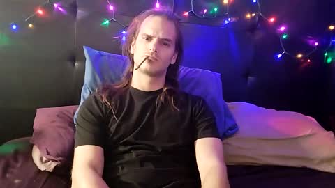 MrKinkSized online show from 2, 1, 2025