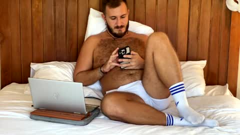 Max online show from 27, 5, 2026