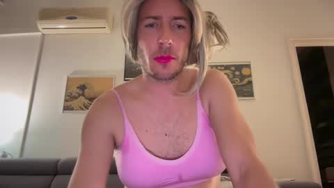 TaleOfLaura online show from 22, 12, 2025