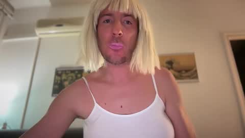 TaleOfLaura online show from 17, 2, 2026