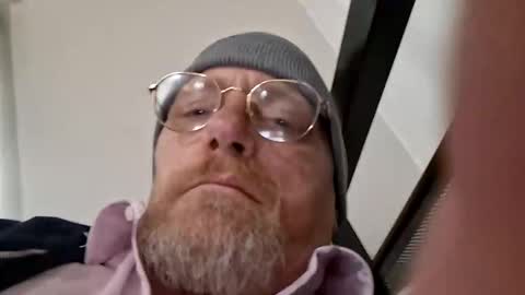 mrnmrsfucks4u online show from 28, 4, 2026