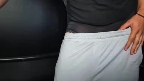 your favorite name online show from 16, 4, 2026