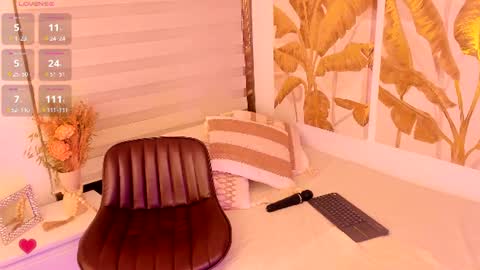 Snapshot of mrs_griseld chatting on 23, 6, 2026 Griseld online show from 23, 6, 2026