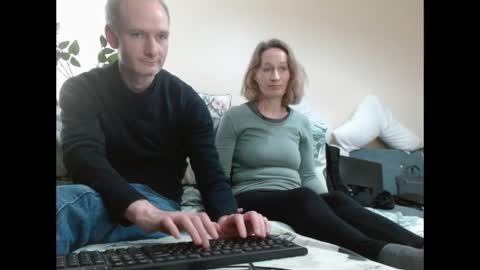 Snapshot of mrs_velvet_vixen_and_mr_stud chatting on 4, 12, 2024 Mrs Velvet Vixen online show from 4, 12, 2024