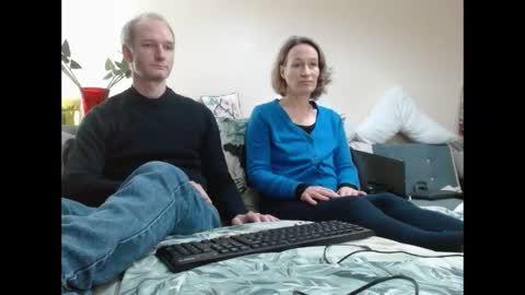 Snapshot of mrs_velvet_vixen_and_mr_stud chatting on 10, 1, 2025 Mrs Velvet Vixen online show from 10, 1, 2025