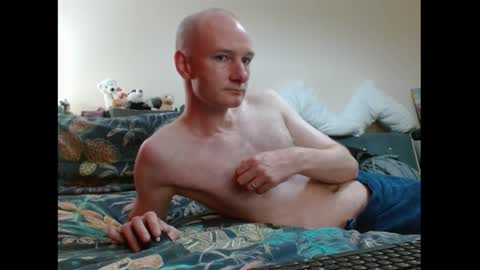 Snapshot of mrs_velvet_vixen_and_mr_stud chatting on 10, 10, 2025 Mrs Velvet Vixen online show from 10, 10, 2025