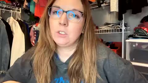 mrsbeachbumm online show from 15, 1, 2025